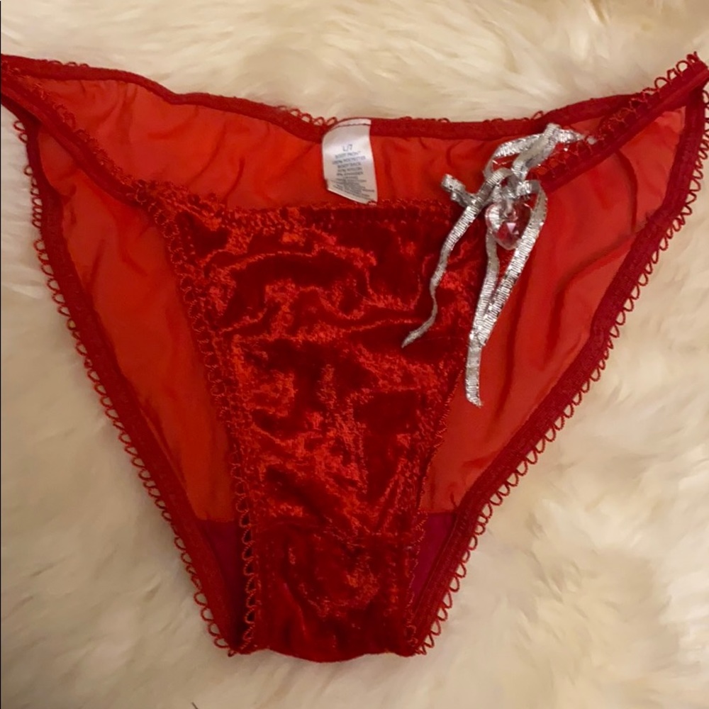 New Red Hot Velvet with Beautiful Heart Charm